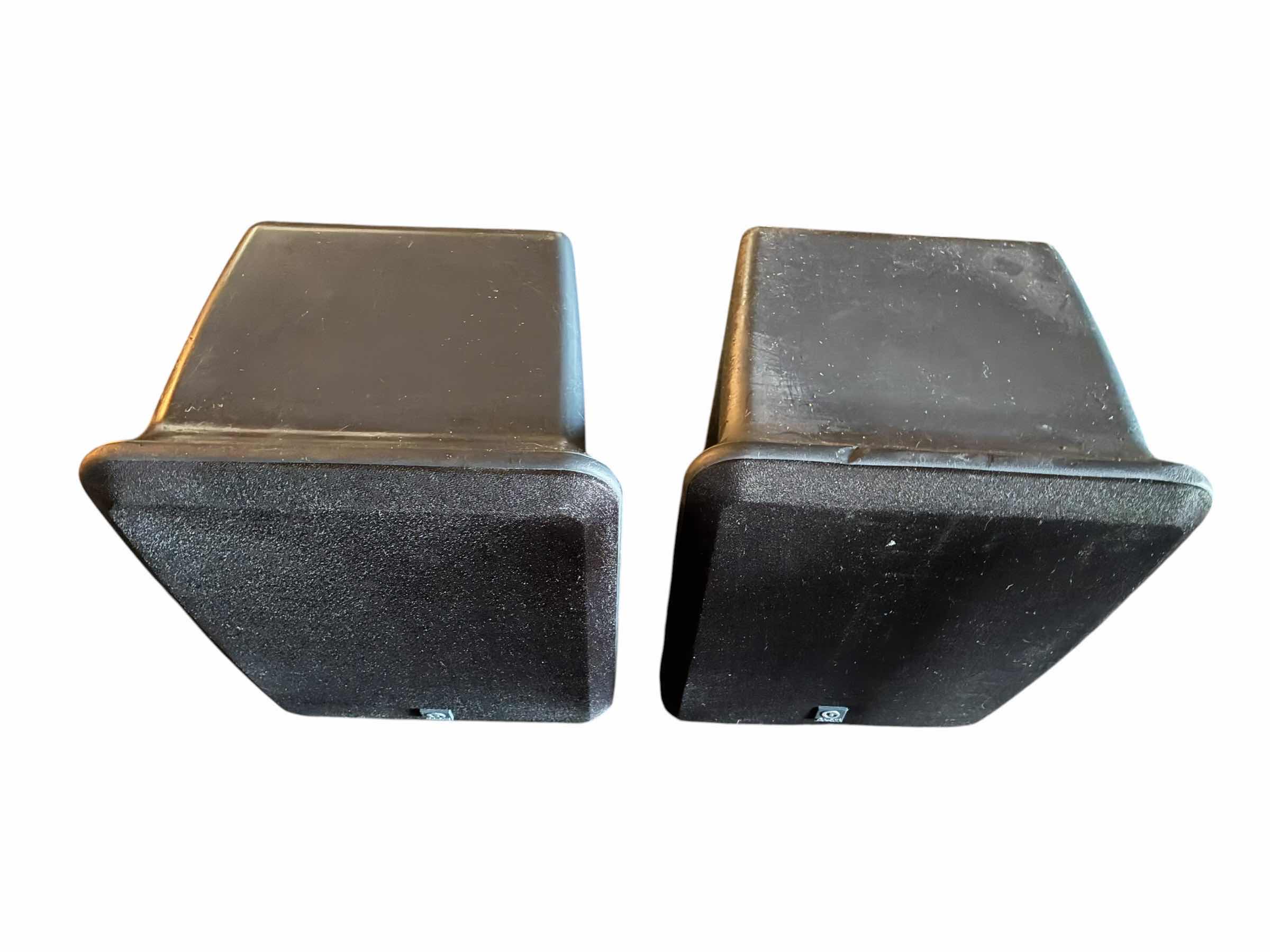Photo 1 of BOSTON SPEAKERS HS 60