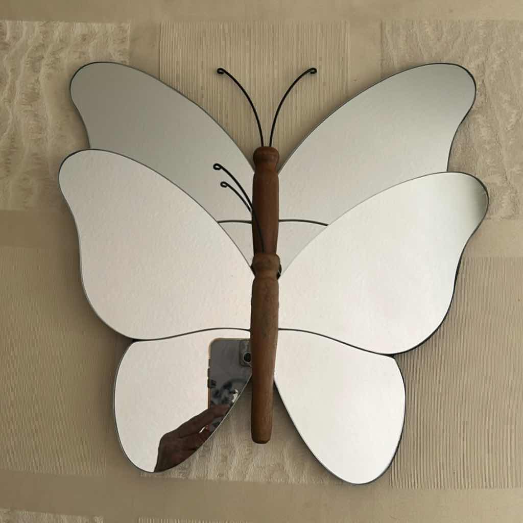 Photo 1 of 2- BUTTERFLY WALL MIRRORS 11" X 8"