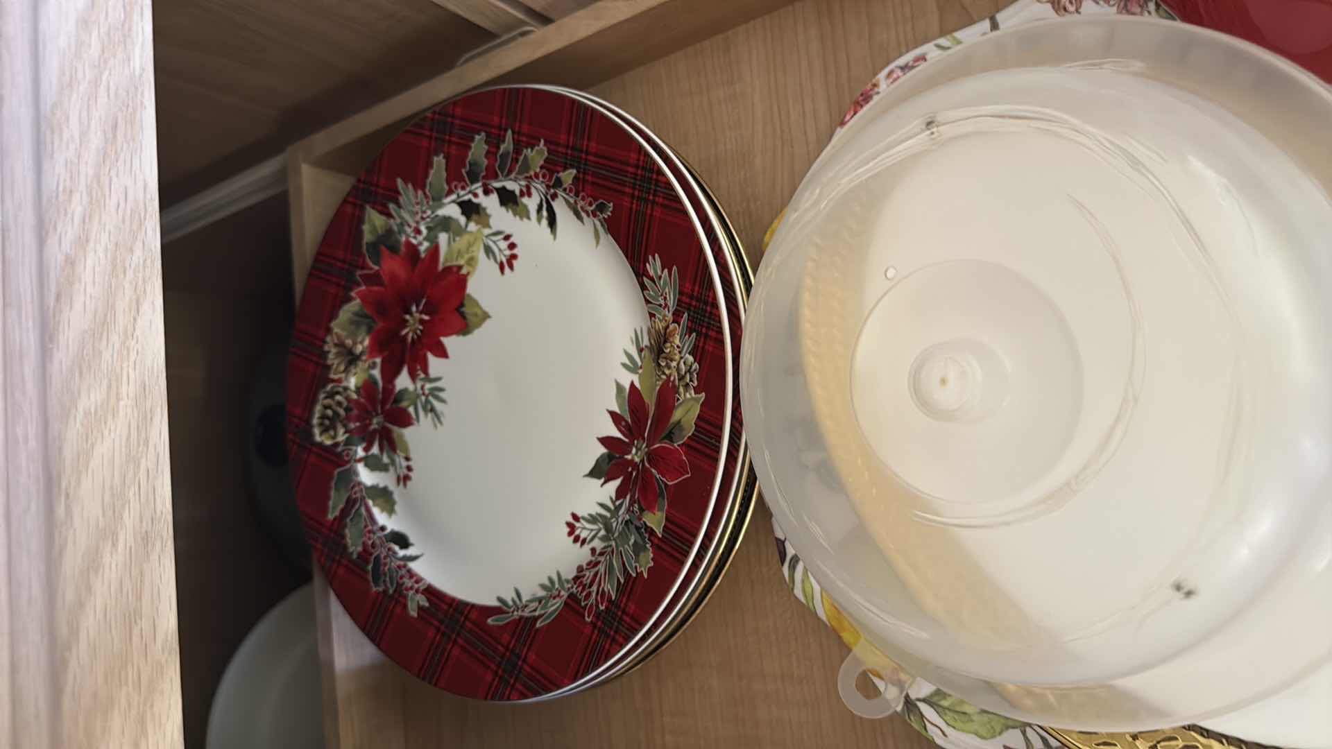 Photo 1 of CONTENTS UNDER KITCHEN CABINET – BOWLS, SERVEWARE