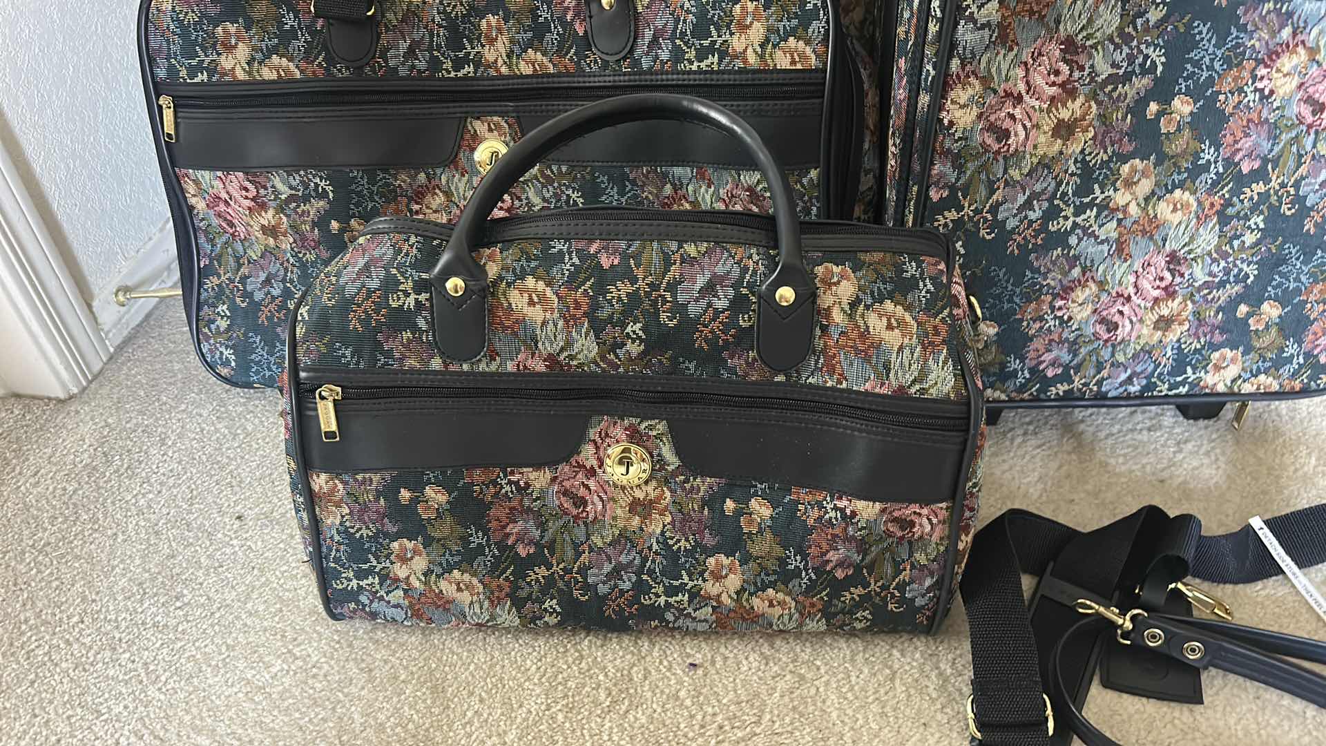 Photo 1 of JAGUAR, FOUR PIECE LUGGAGE SET