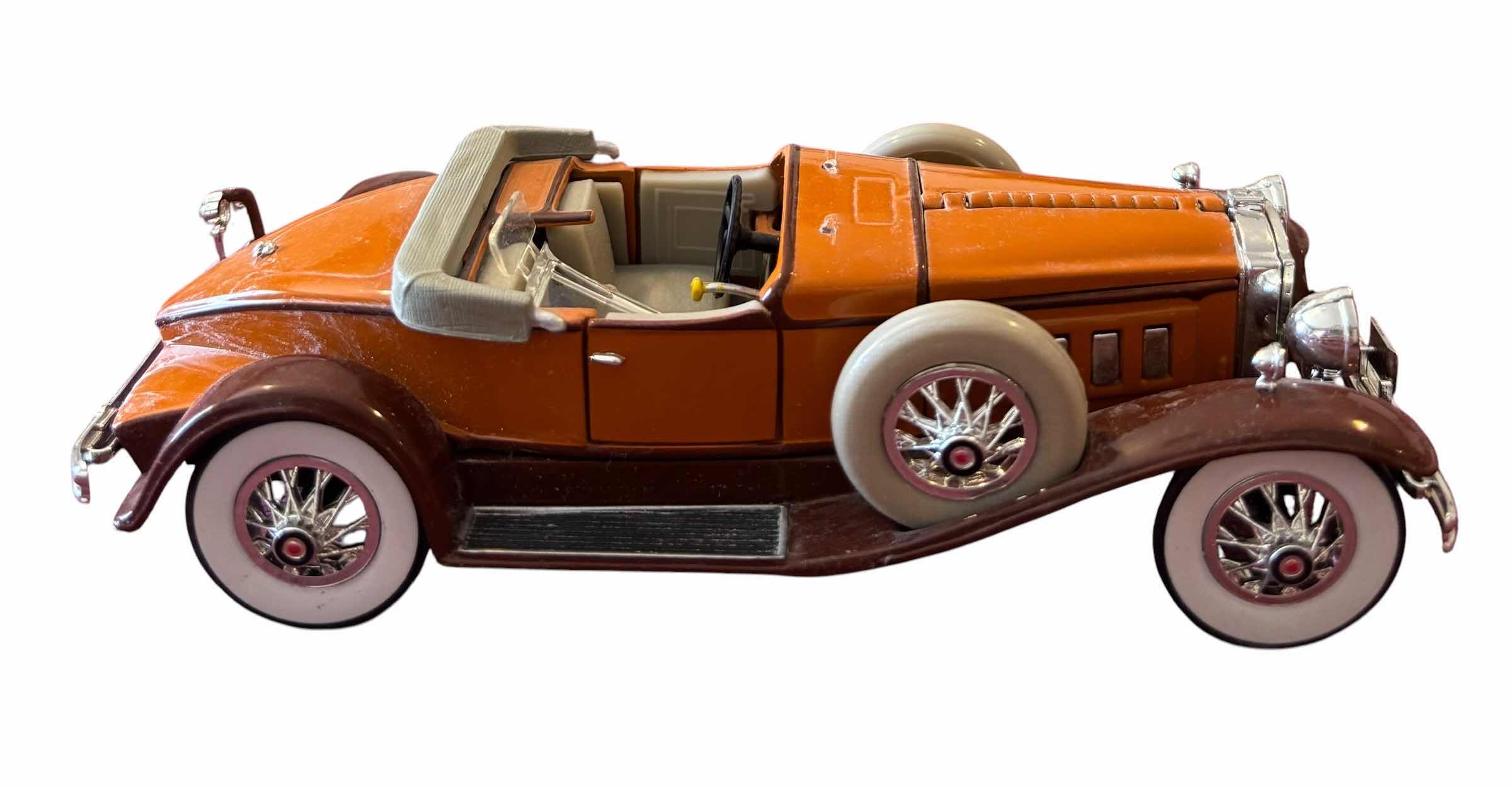 View 3 of 1936 MERCEDES BENZ ROADSTER & 1930 PACKARD BOATTAIL SPEEDSTER COLLECTIBLE CARS