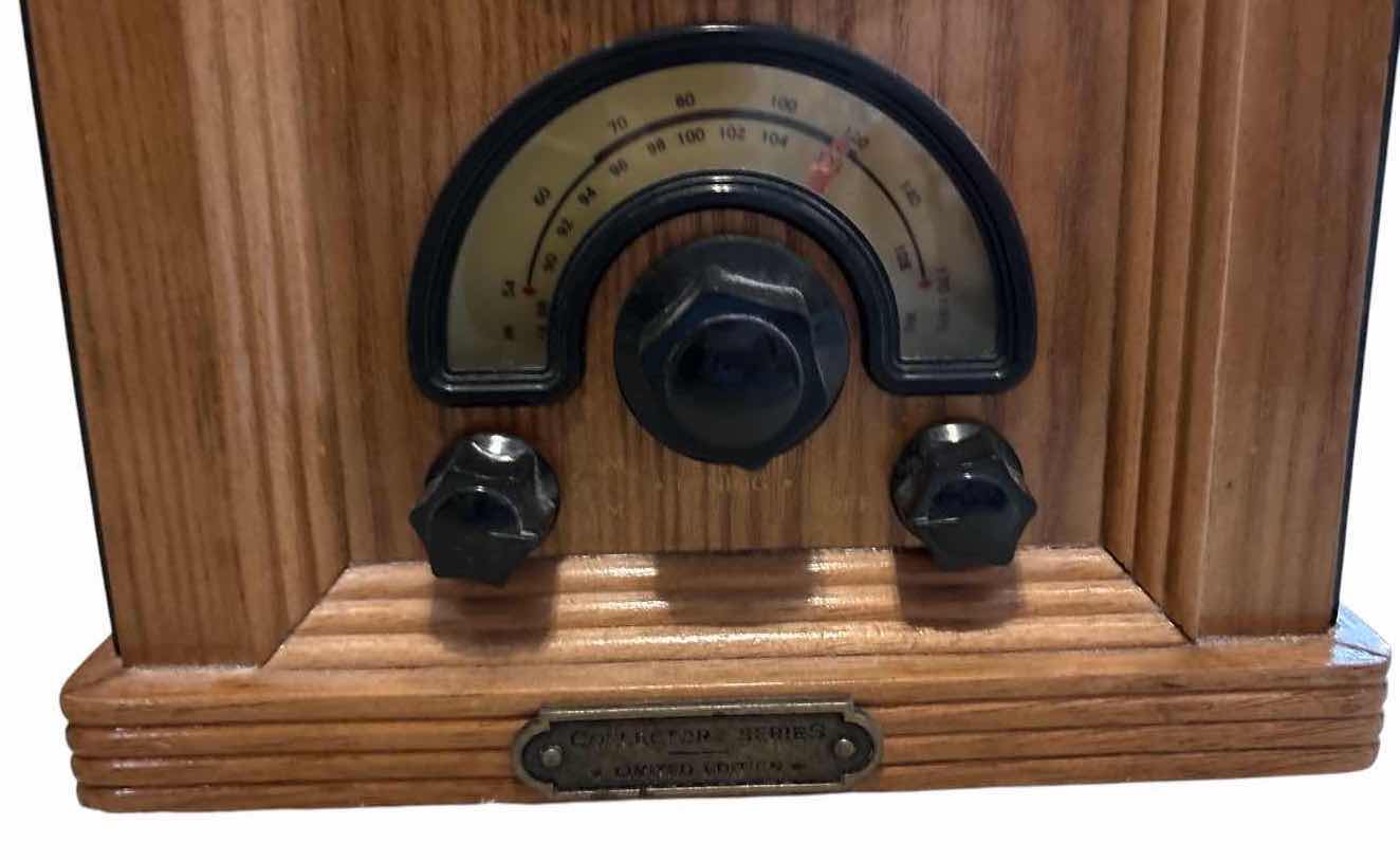 Photo 1 of VINTAGE STYLE PEPSI-COLA TABLETOP AM/FM RADIO WITH CLASSIC CATHEDRAL DESIGN 7.5”X5.5”H11” $75