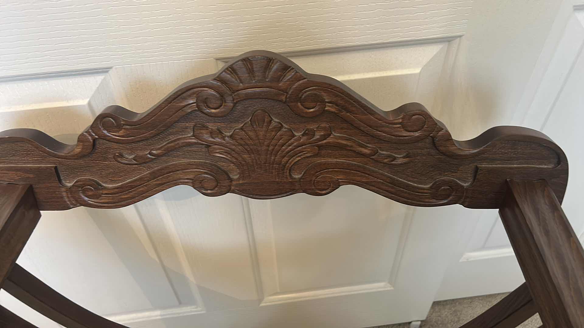 Photo 1 of VINTAGE ITALIAN RENAISSANCE HAND CARVED WOODEN SAVONAROLA FOLDING CHAIR