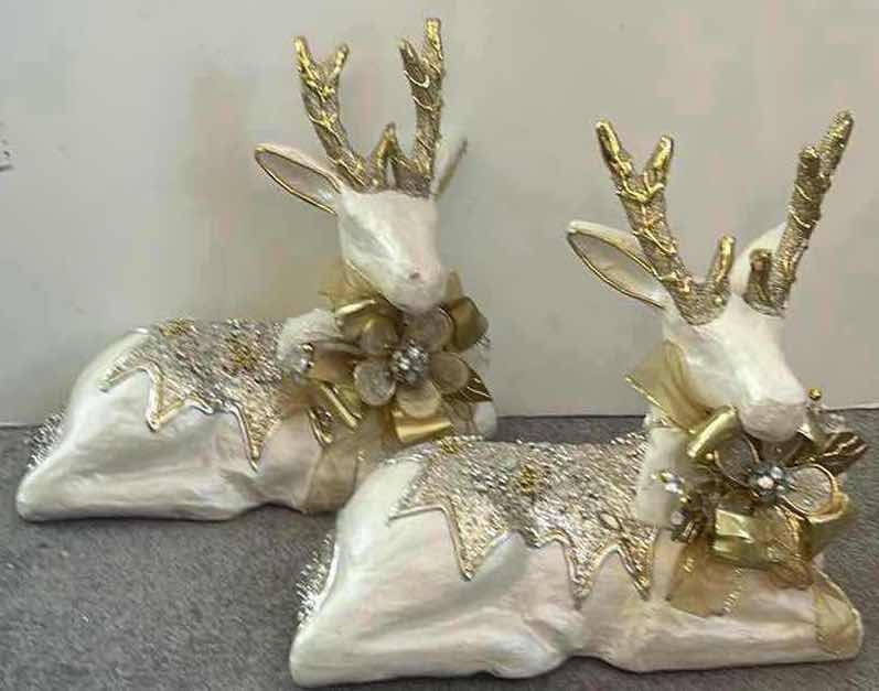 Photo 1 of 2 DECORATIVE IVORY AND GOLD COMPOSITE REINDEER