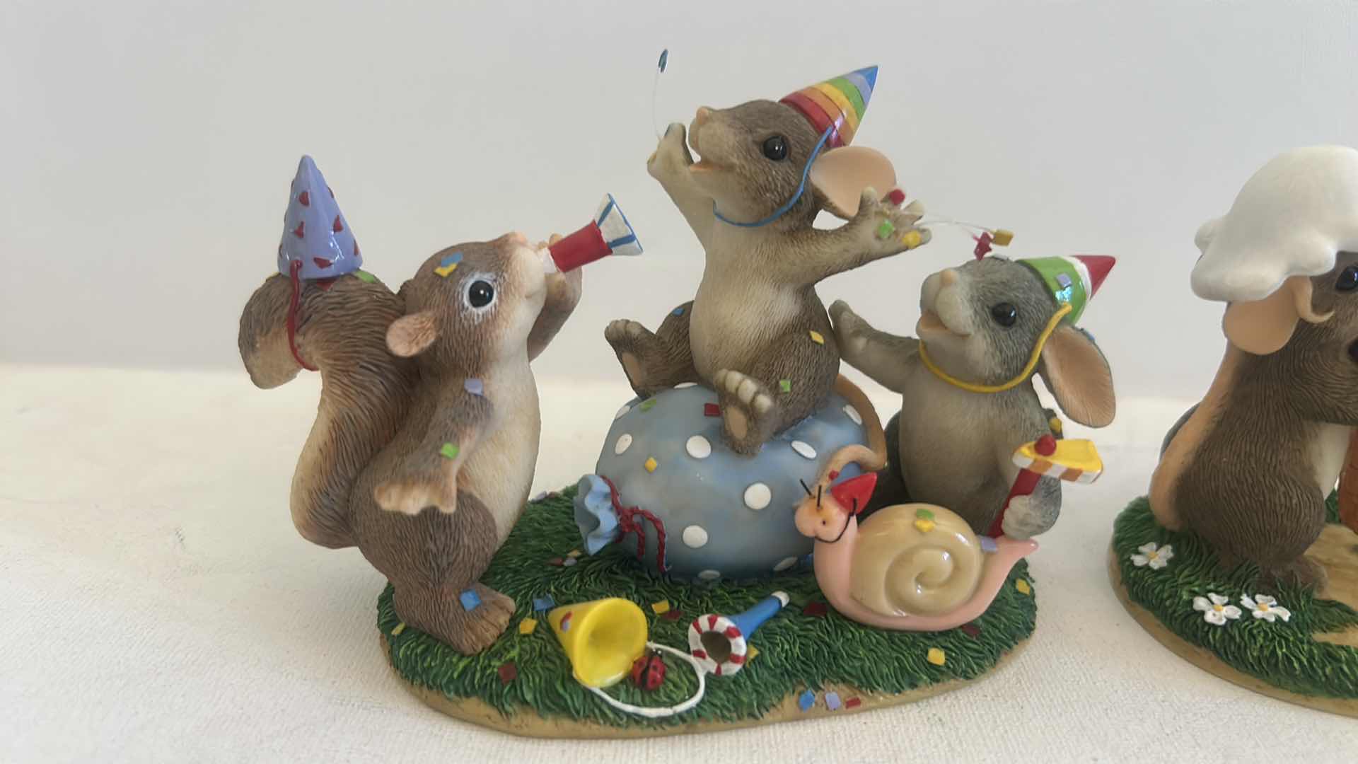 Photo 1 of 2 CHARMING TAILS MICE FIGURINES