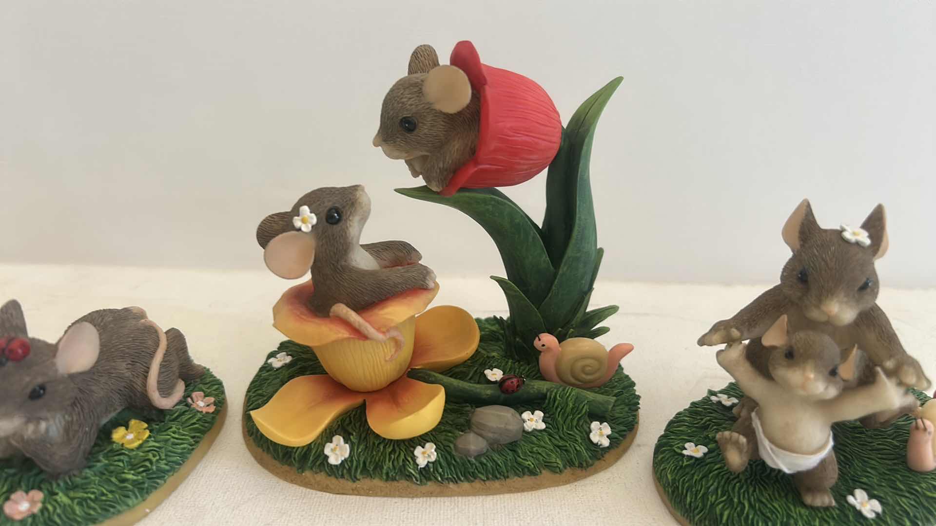 Photo 1 of 3 CHARMING TAILS MICE FIGURINES