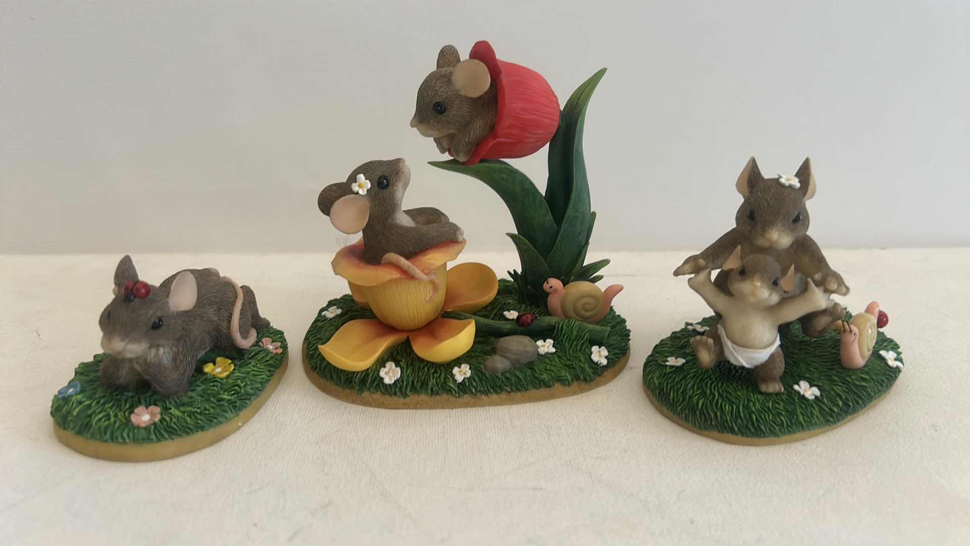 Photo 1 of 3 CHARMING TAILS MICE FIGURINES