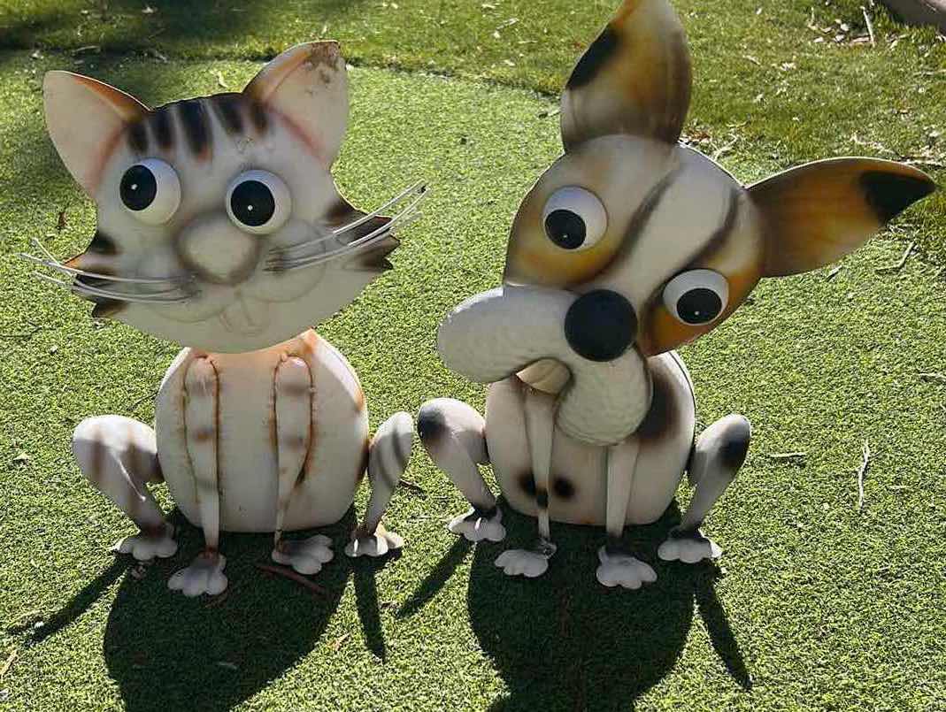Photo 1 of CAT AND DOG OUTDOOR DECOR FIGURINES H14”