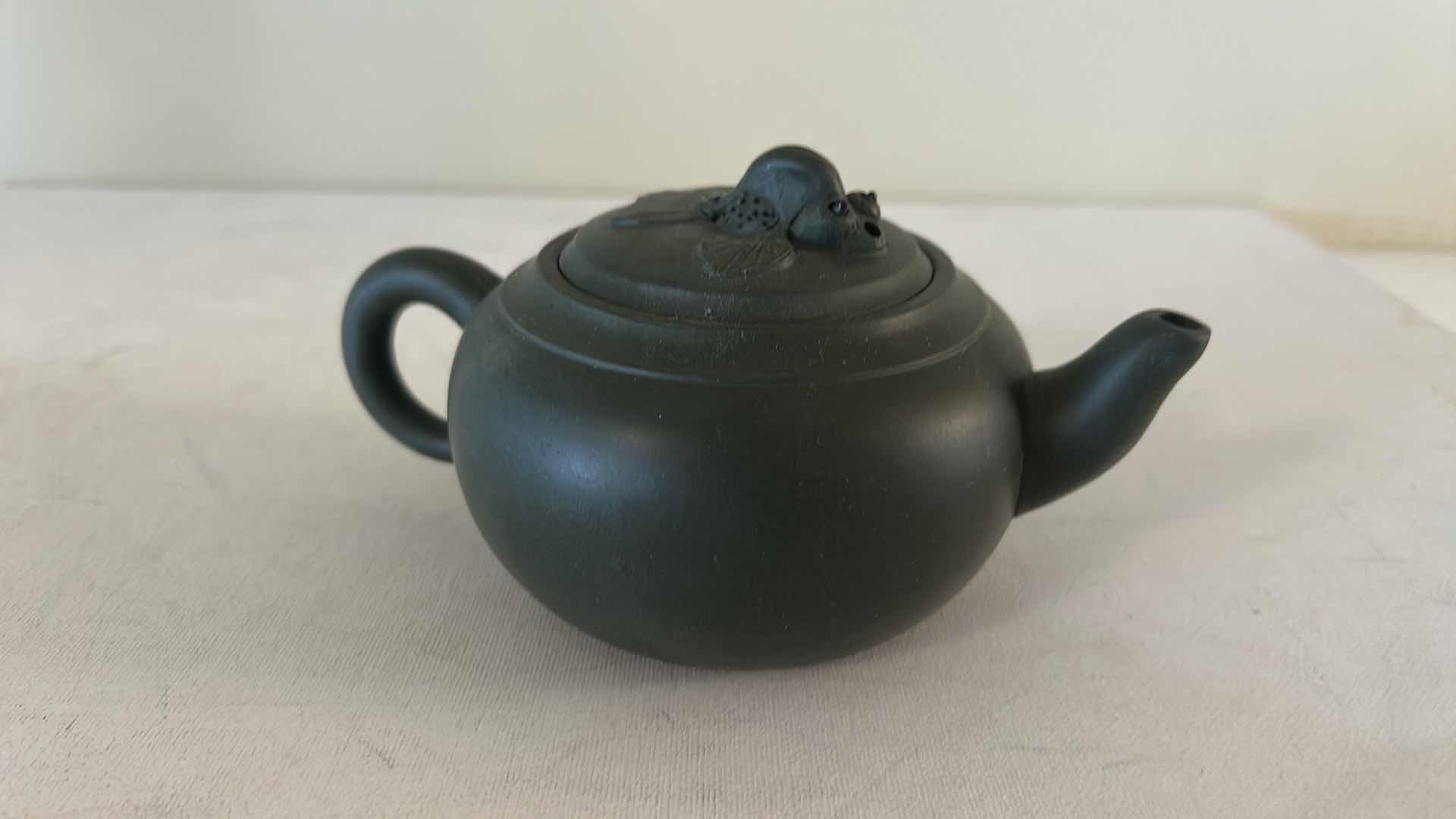 Photo 1 of YIXING ZISHA CLAY TEAPOT H4”