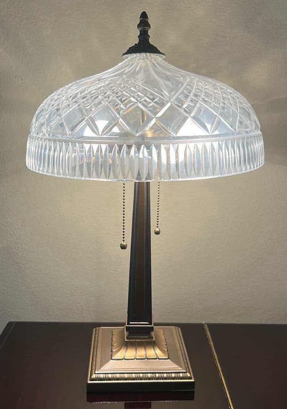 Photo 1 of WATERFORD CRYSTAL BEAUMONT TABLE LAMP H22”