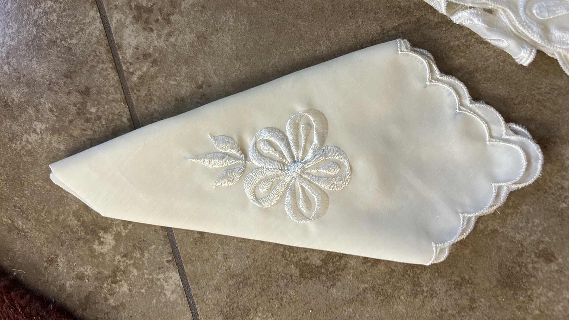 Photo 1 of VINTAGE IVORY TABLECLOTH WITH 8 NAPKINS