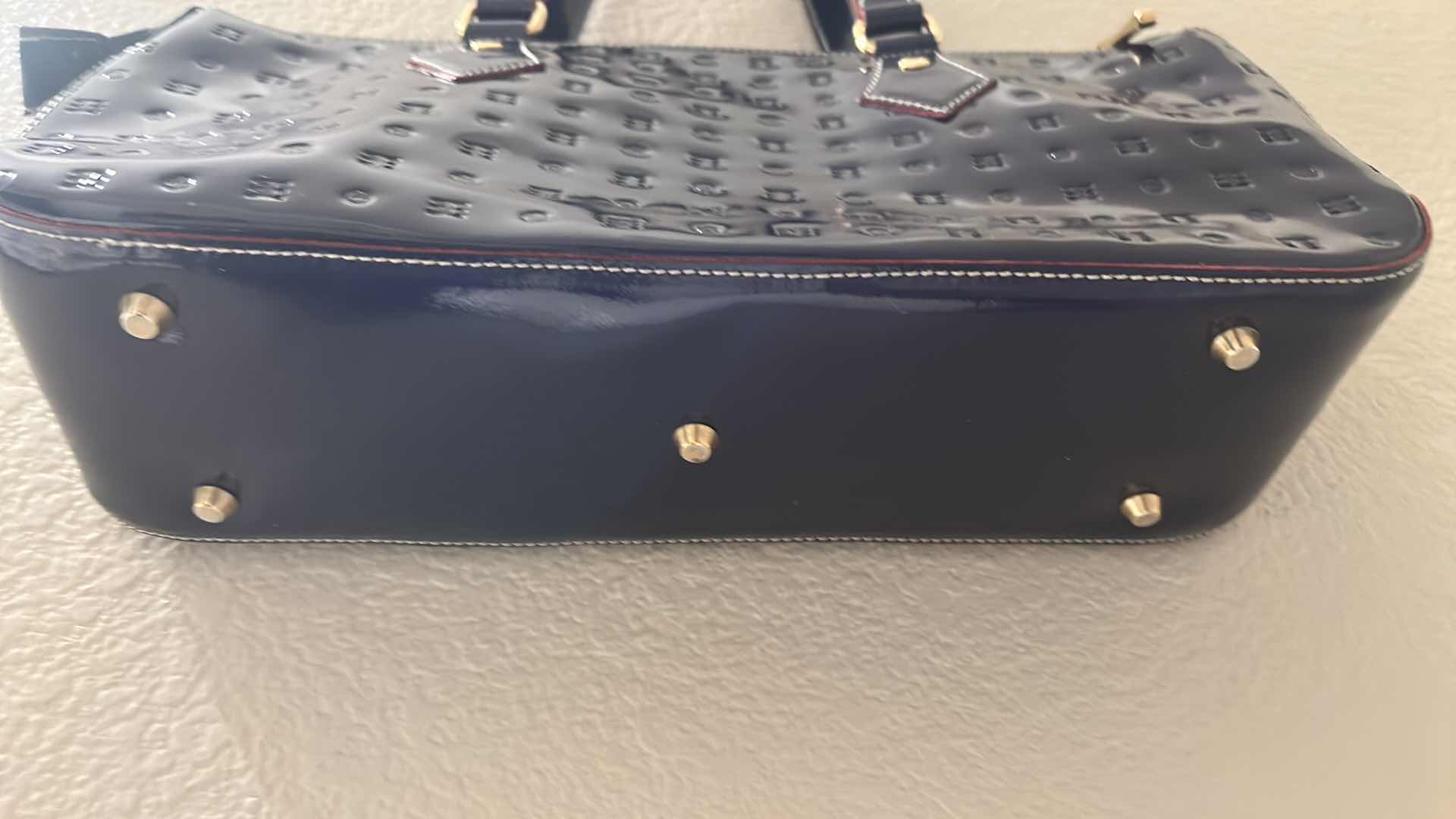 Photo 1 of AUTHENTIC ARCADIA GENUINE PATENT LEATHER EMBOSSED SHOULDER BAG/SATCHEL