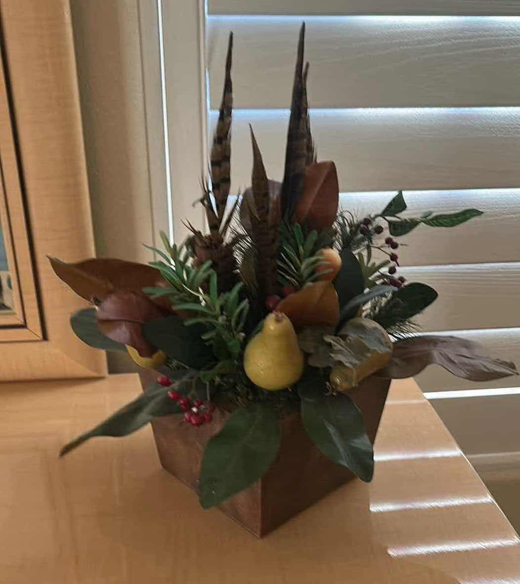 Photo 1 of FAUX DECORATIVE PLANT H 17"