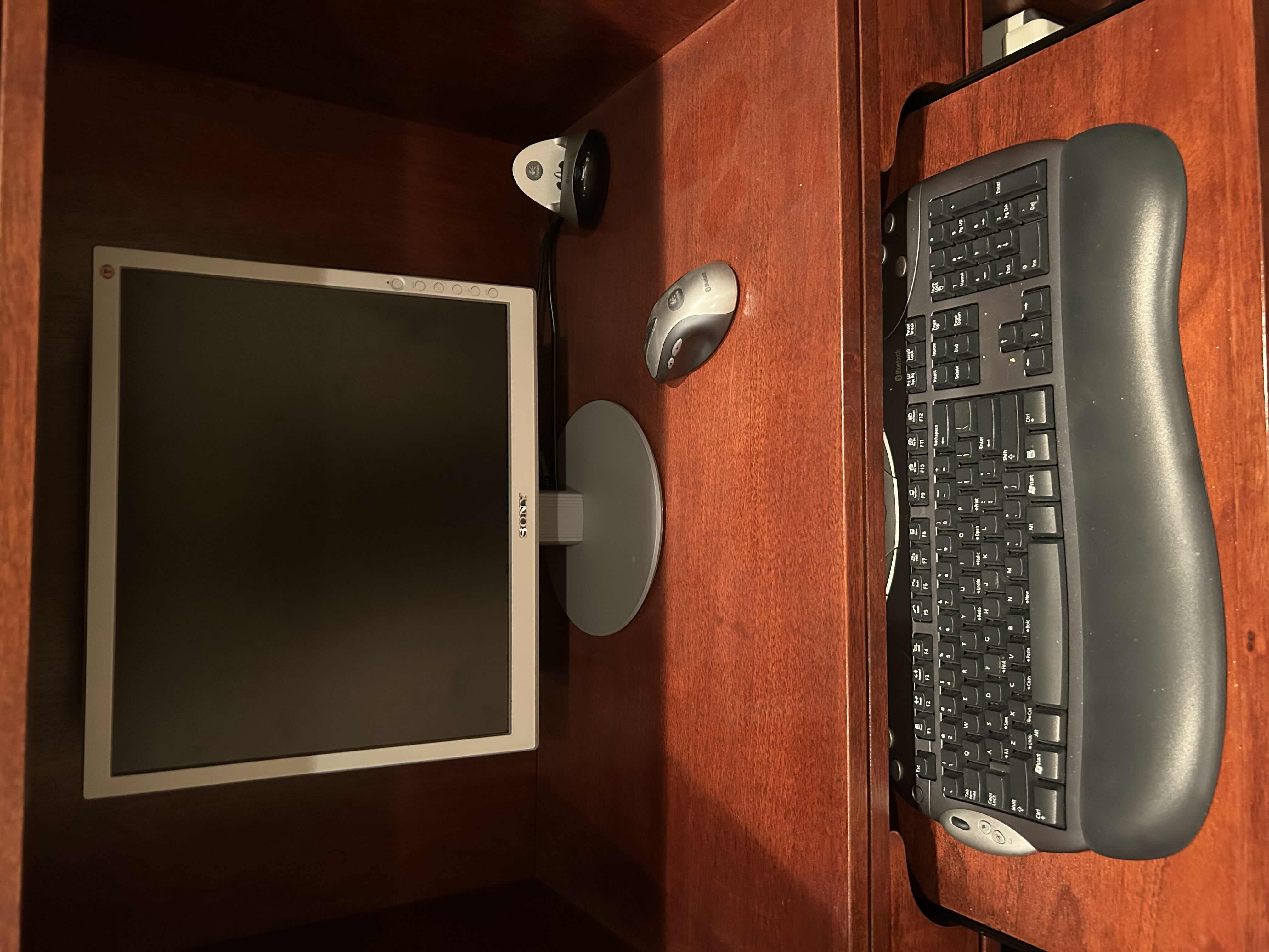 Photo 1 of SONY MONITOR 19" & BLUETOOTH KEYBOARD MOUSE