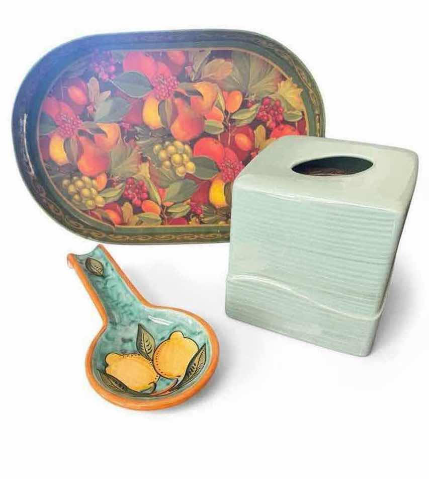 Photo 1 of 3-GREEN FRUIT KITCHEN ACCESSORIES