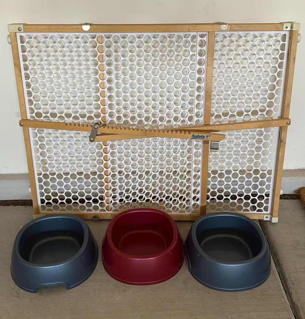 Photo 1 of PET GATE, 3 PLASTIC PET BOWLS