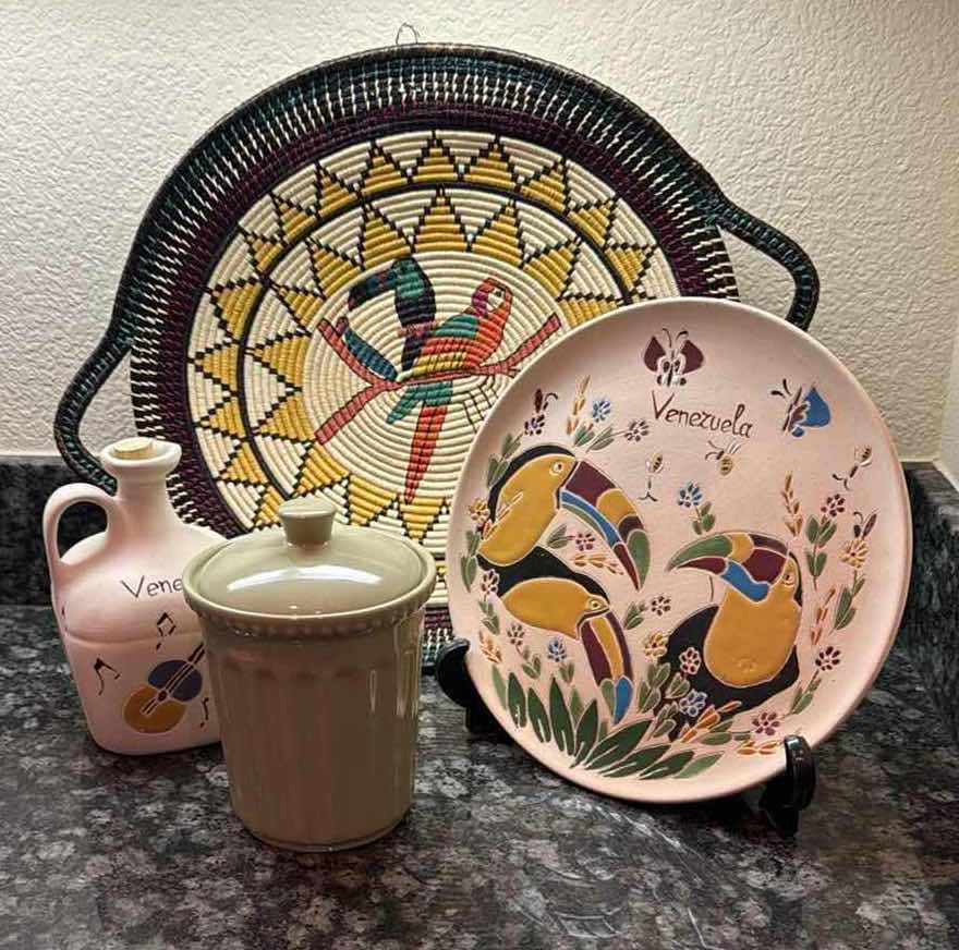 Photo 1 of 4-HOME DECORS