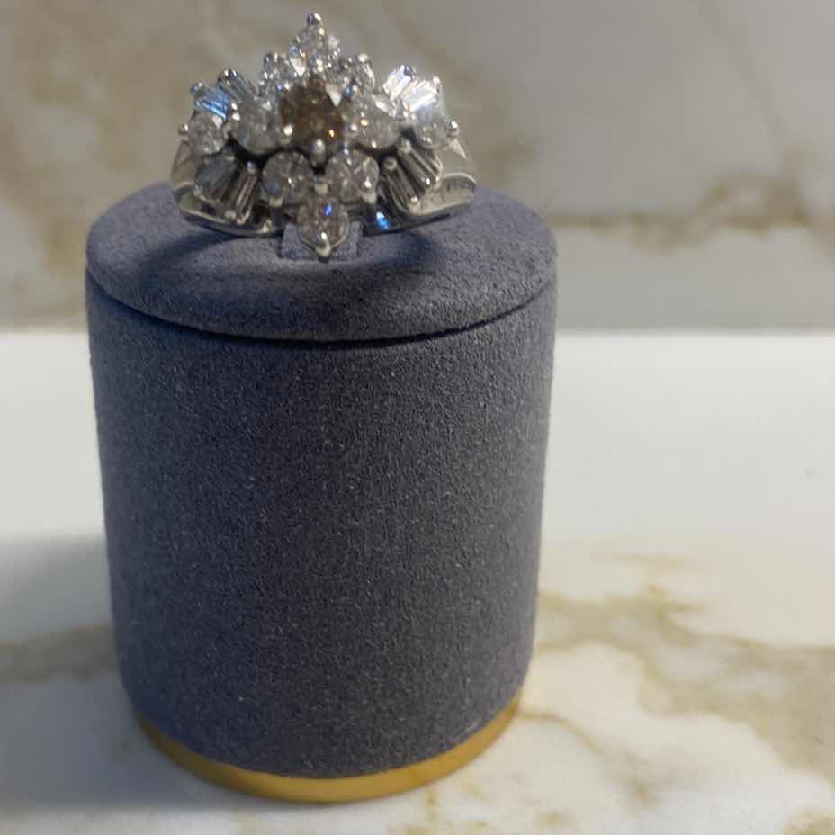View 2 of 10K WHITE GOLD W 1.5ctw DIAMOND RING 6.5G (APPROXIMATE SIZE 7–8) #19