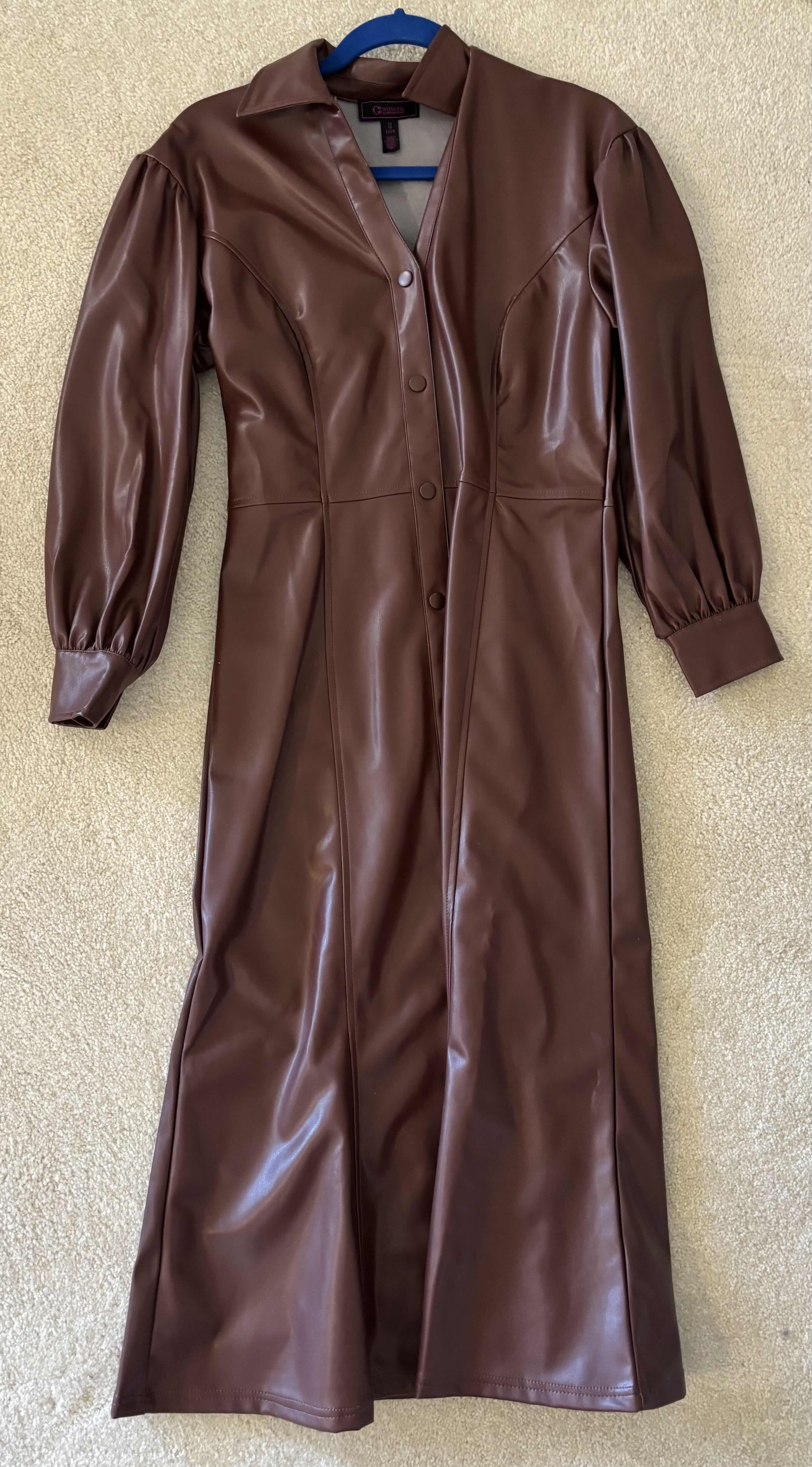 Photo 1 of WOMENS CLOTHES SIZE XS-S