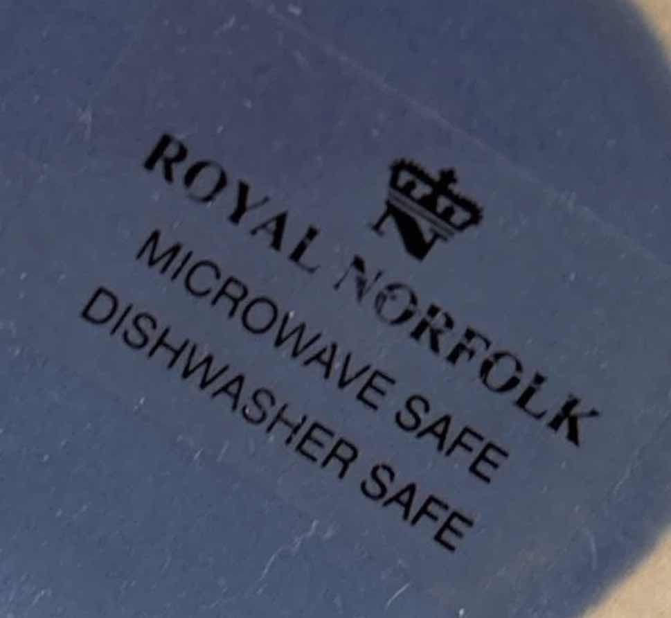 Photo 1 of (16)PCS ROYAL NORFOLK PASTEL DINNER PLATE AND SOUP BOWL D10.5”
