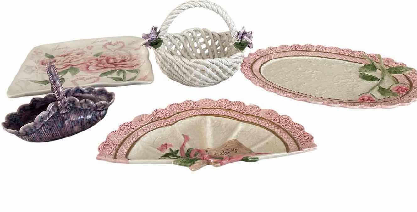 Photo 1 of (5)PCS CERAMIC TRAYS AND BASKET H6”