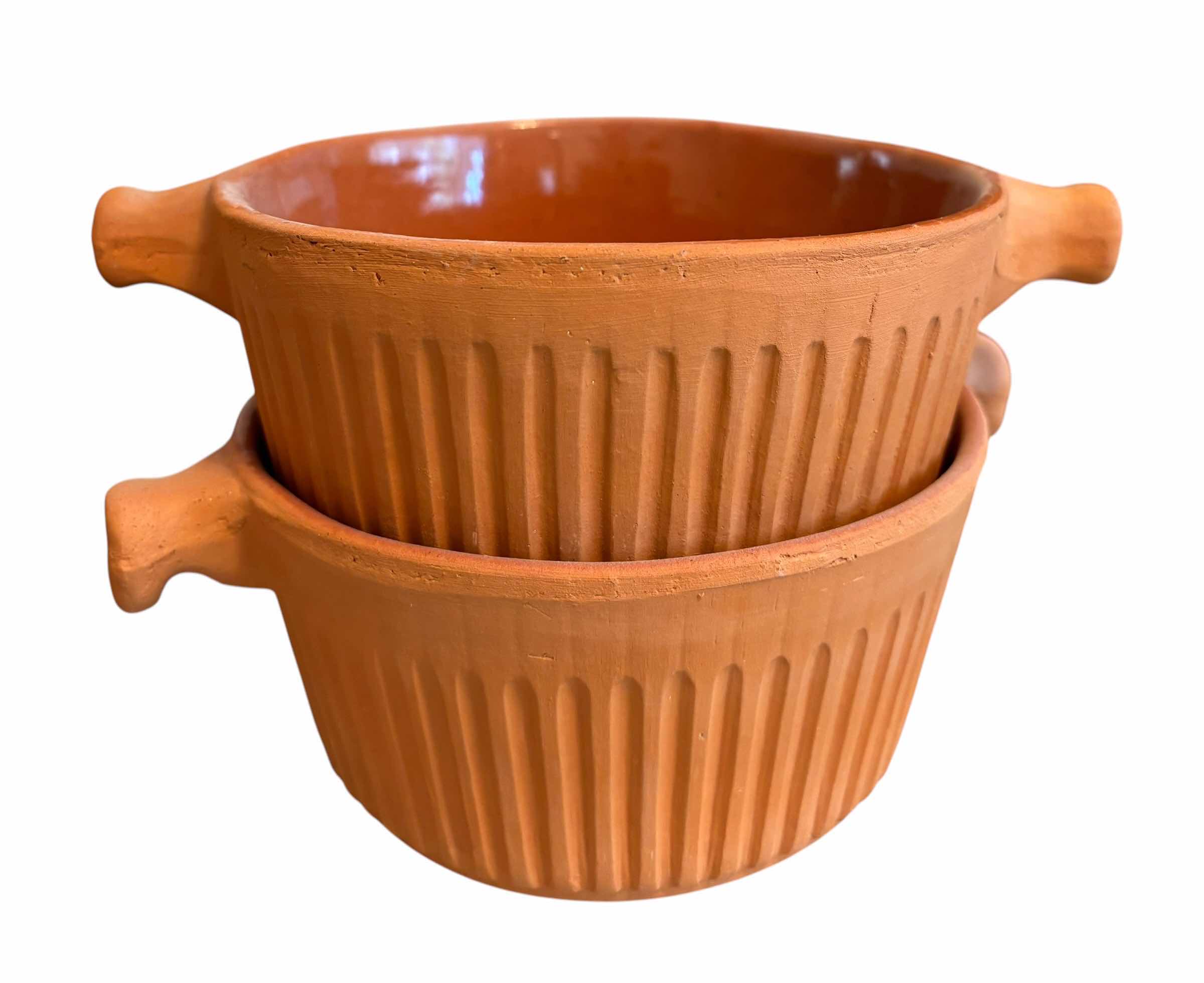 Photo 1 of STONE WAVE MICROWAVE COOKER & S.R.C. TERRACOTTA SERVING BOWLS (6)