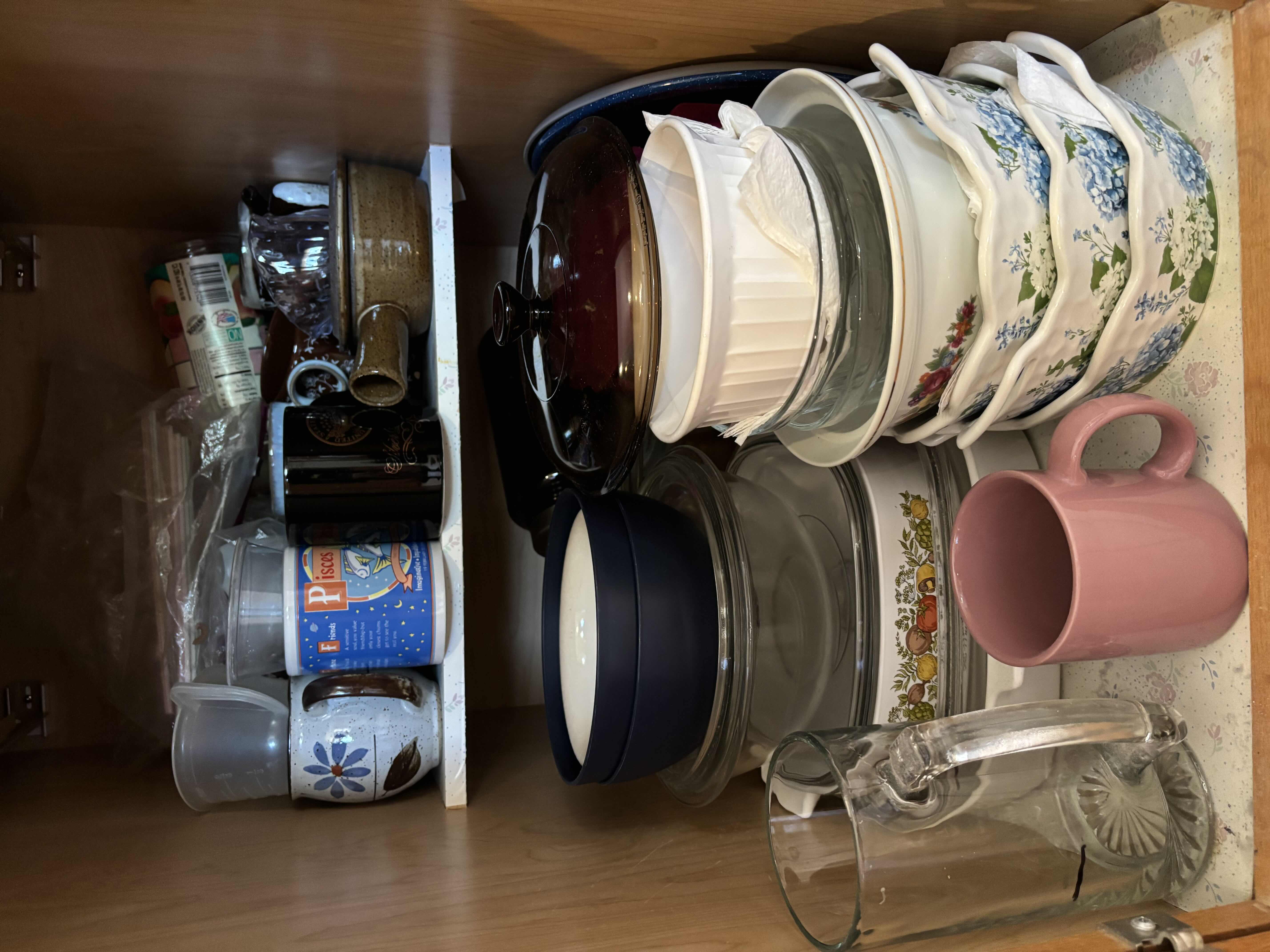 Photo 1 of CONTENTS OF KITCHEN CABINET