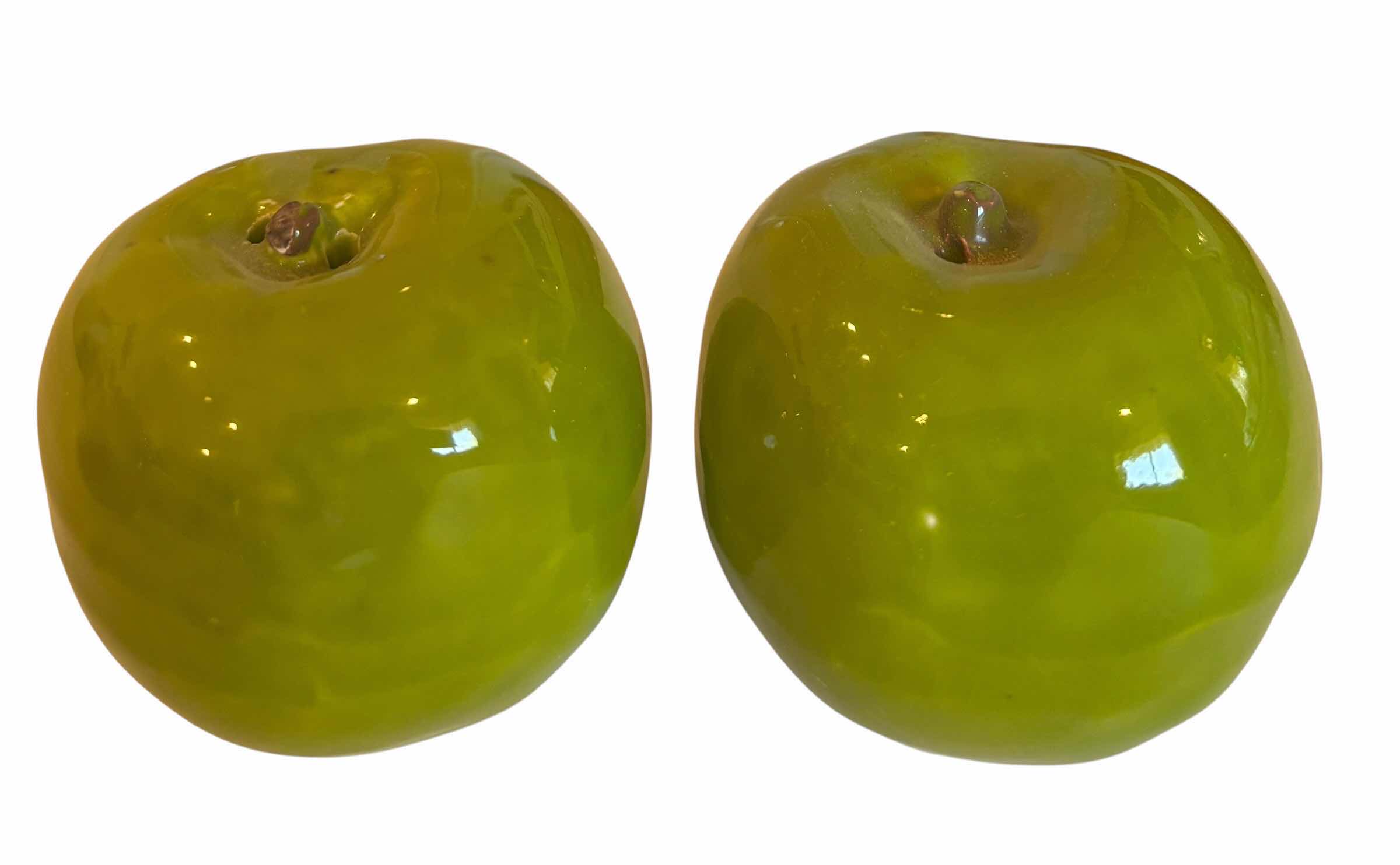 Photo 1 of APPLE THEMED KITCHEN DECOR