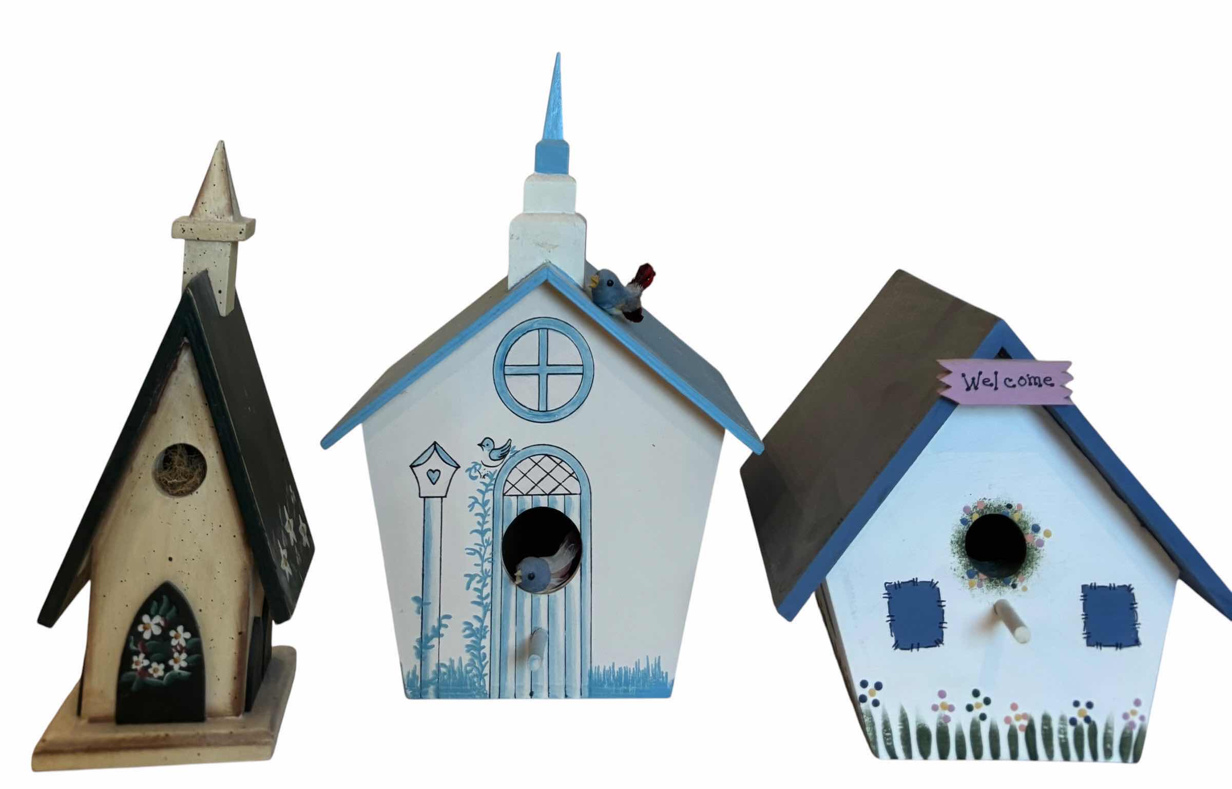 Photo 1 of VINTAGE COLLECTION OF BIRD HOUSES, TALLEST H11” (3)