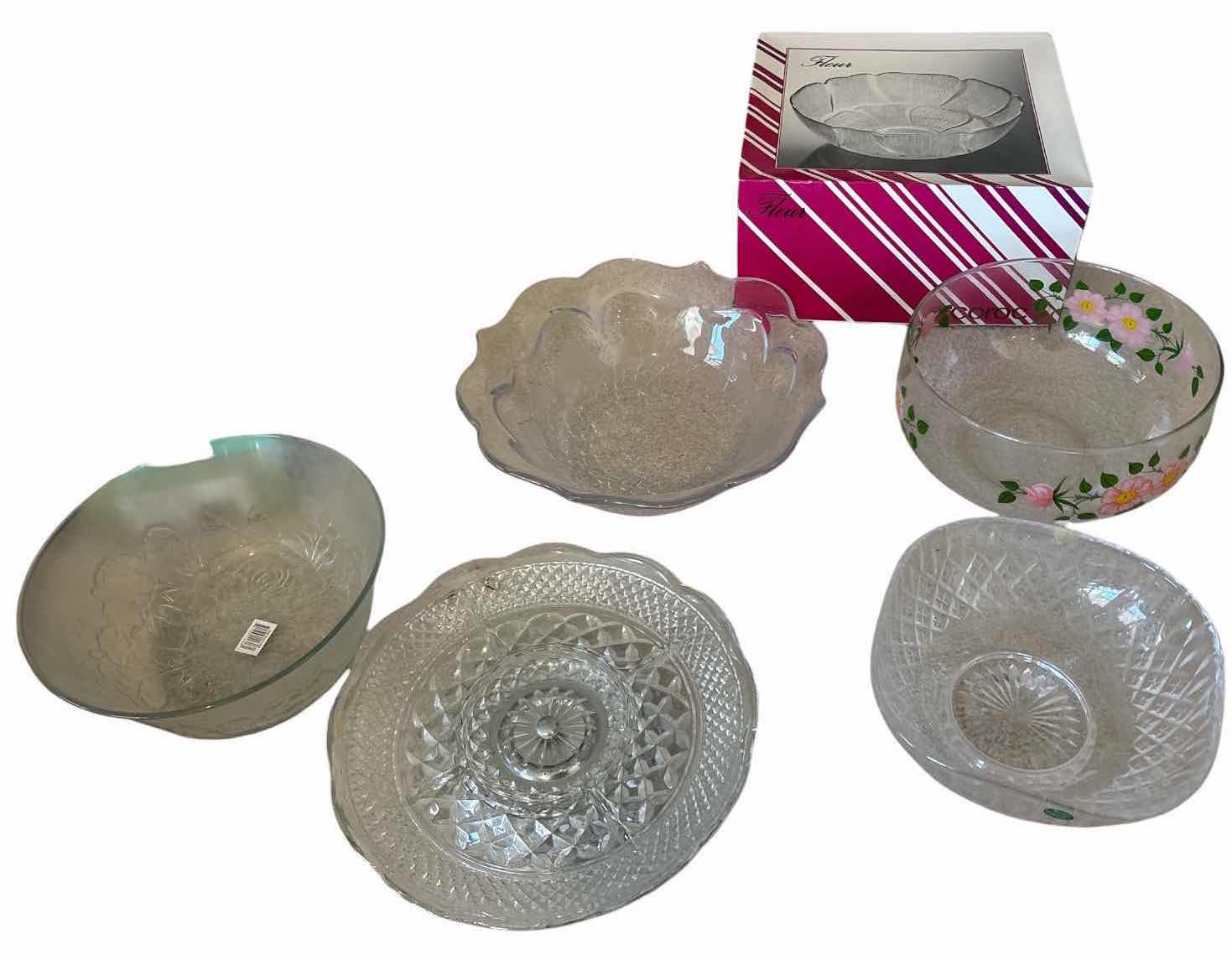 Photo 1 of (6)PCS VINTAGE CRYSTAL AND GLASS PUNCH BOWLS