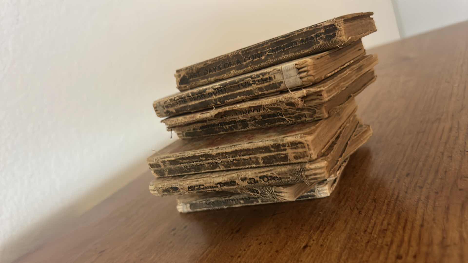 Photo 1 of STACK OF VINTAGE MINIATURE BOOKS CONSISTS OF CLASSIC TITLES PUBLISHED BY THE LITTLE LEATHER LIBRARY CORPORATION 1920S