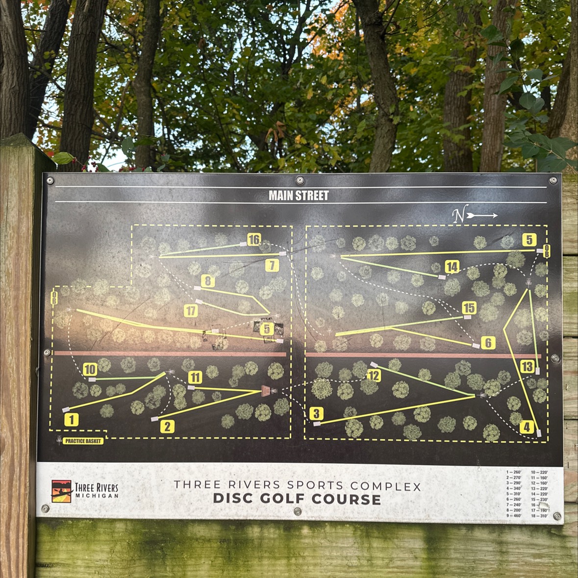 Armstrong disc golf course in Three Rivers, MI