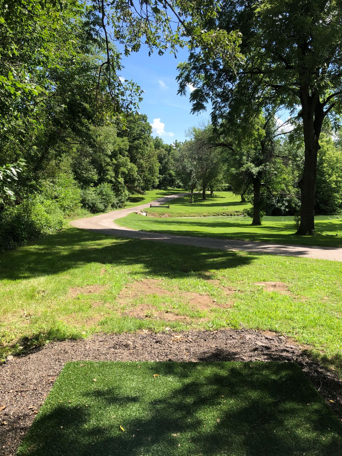 Kennel Lake disc golf course in Morton, Illinois