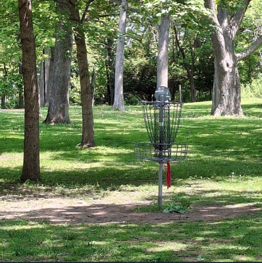 Pierce Park DGC disc golf course in Appleton, WI