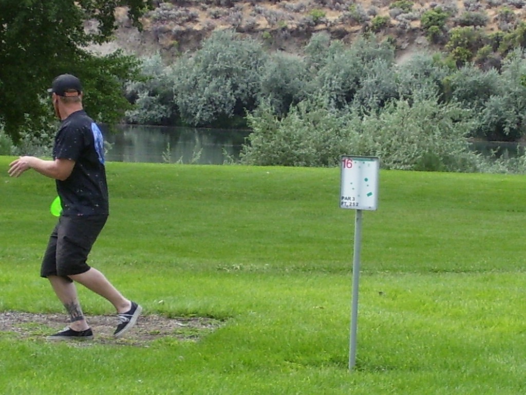 Three Island Crossing State Park disc golf course in Glenns Ferry, Idaho