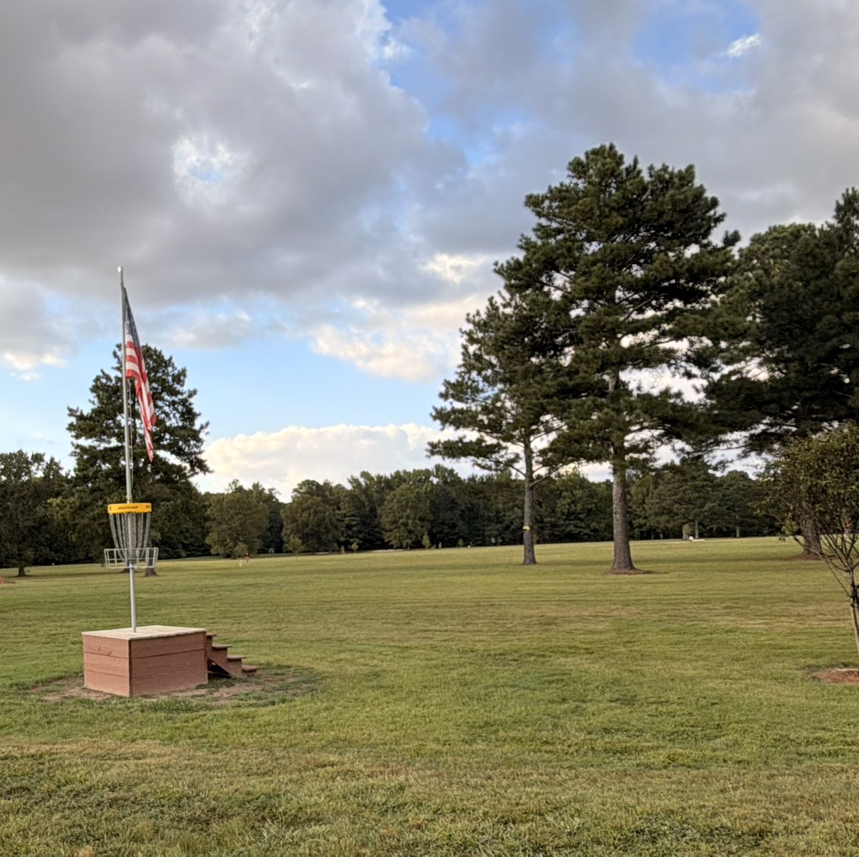 Sunshine Oaks disc golf course in Madison, AL