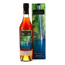 Image of the front of the bottle of the rum The Wild Island Edition Cascade