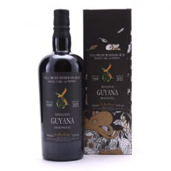 Image of the front of the bottle of the rum Guyana from PM Still