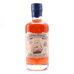 Image of the front of the bottle of the rum Vieux-Rhum