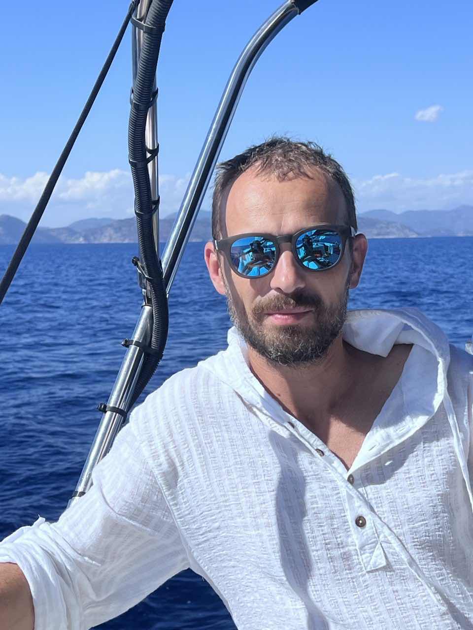 Дмитрий Ищенко