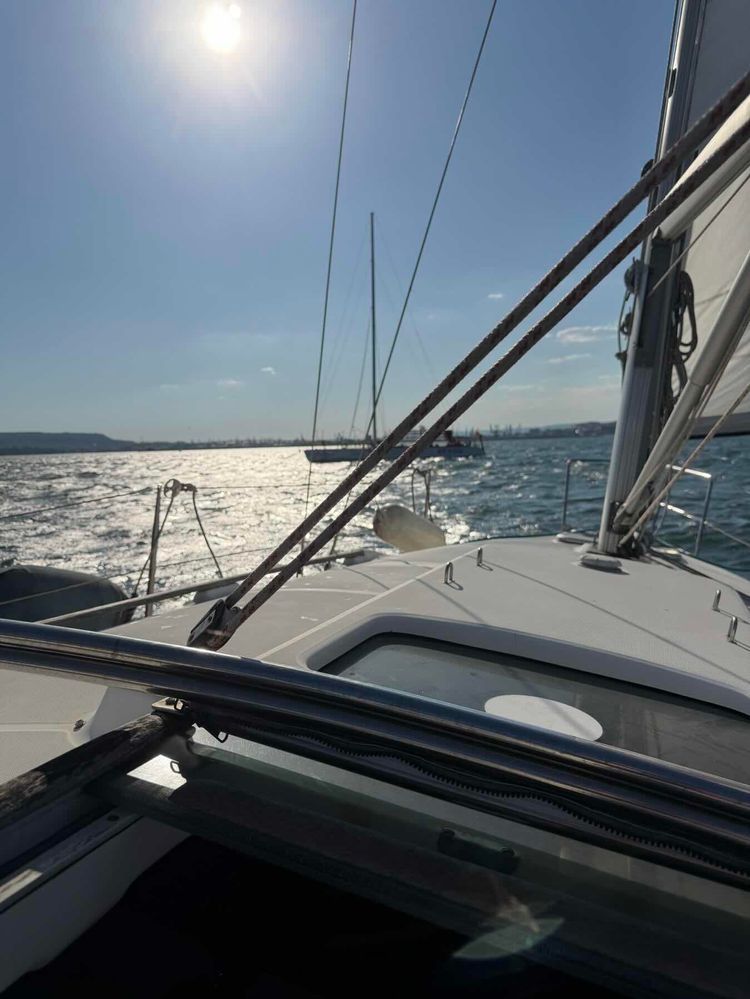 Voyage photo from Intro sailing session