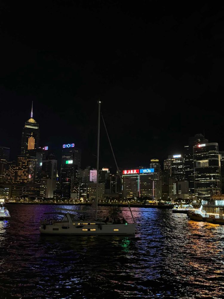 Voyage photo from Kowloon Bay ππ°