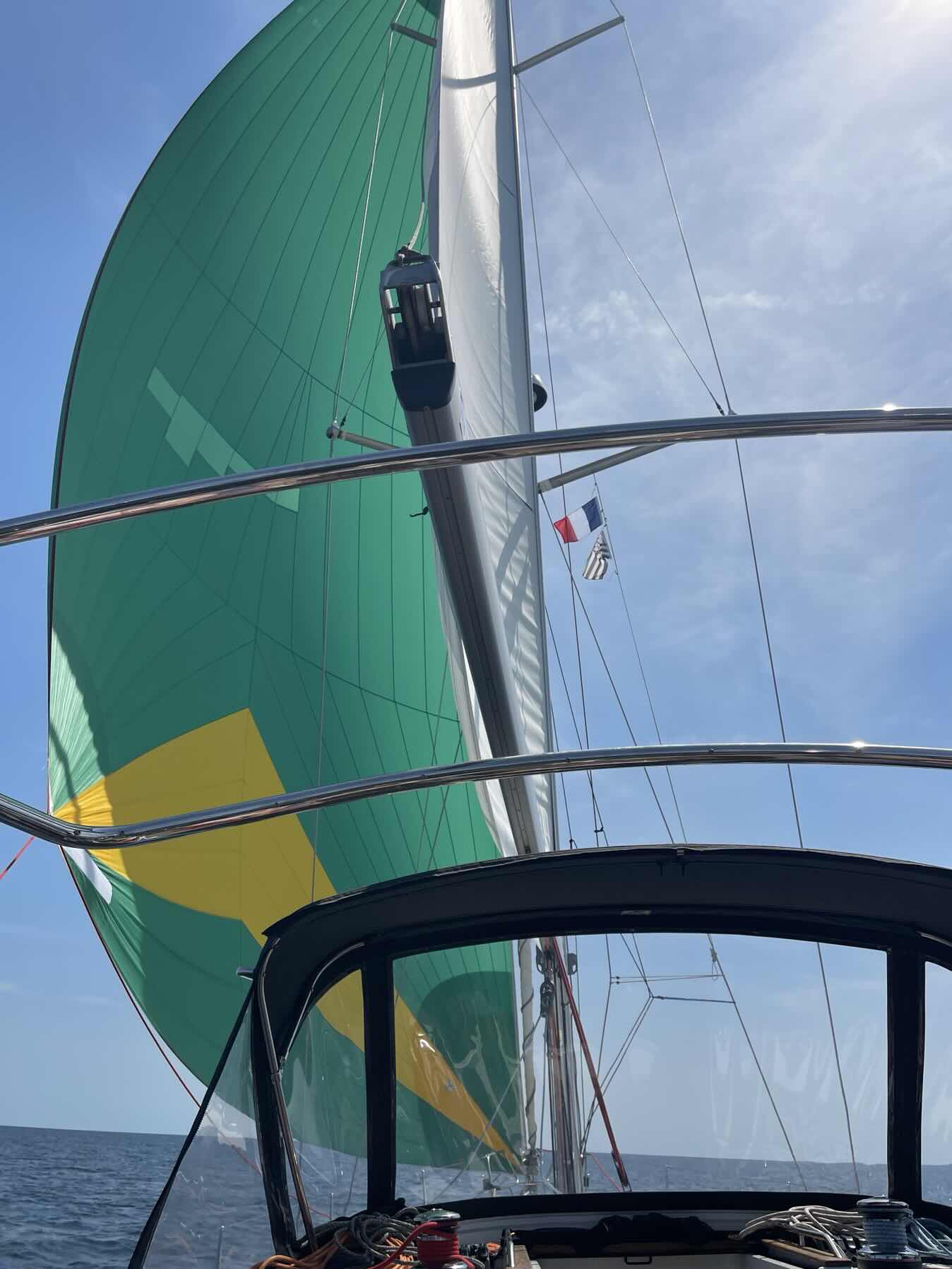 Vacances sur West Wind (France)
Hoedic à Île d’Yeu_213FD936-8EA2-43AA-B6B7-C7D235ED67EB