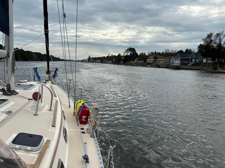 Voyage photo from Goose Creek to Beaufort, NC