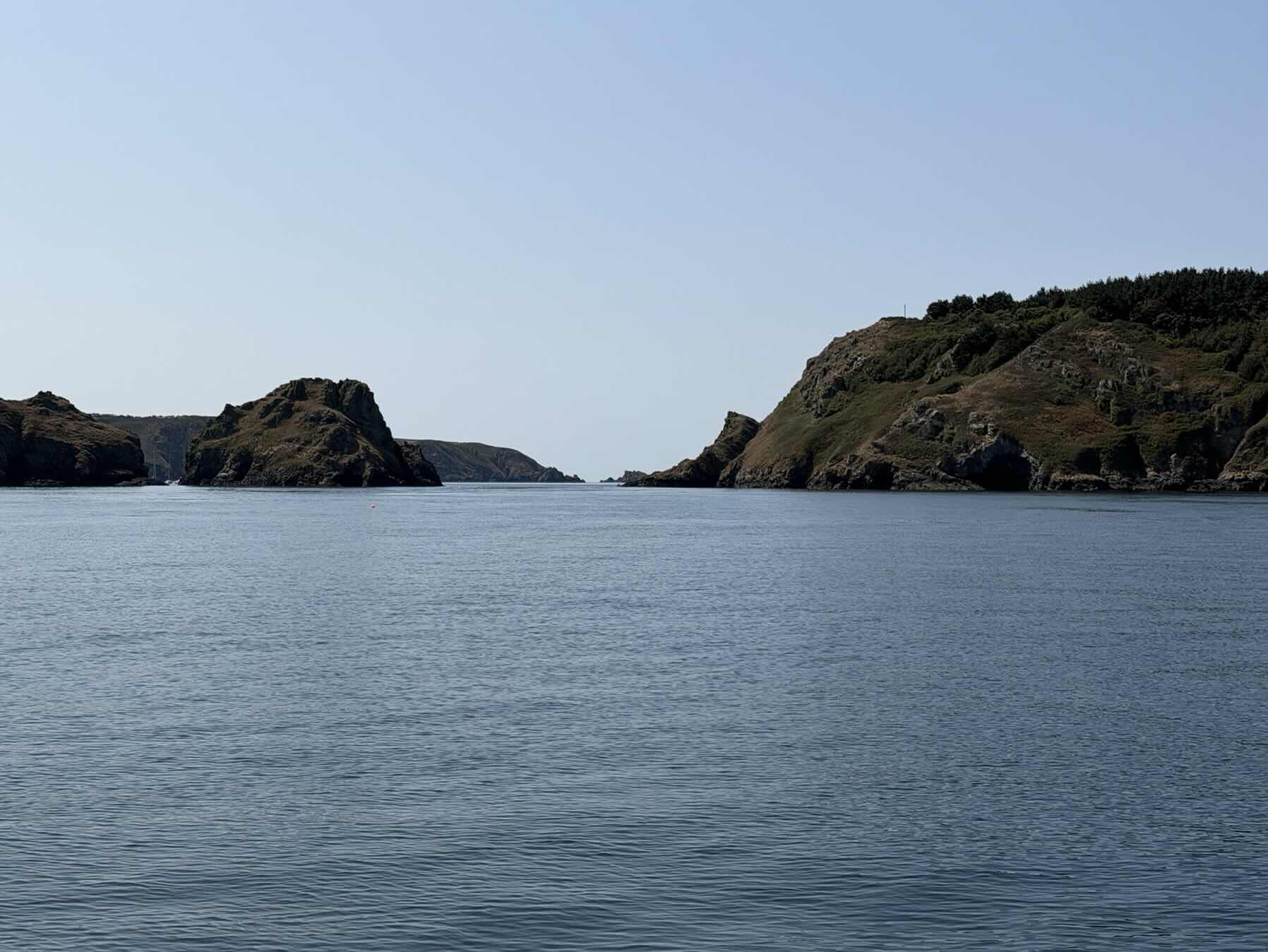 Exploring Sark _A3505067-C245-42DA-9E4F-05977FD0051D