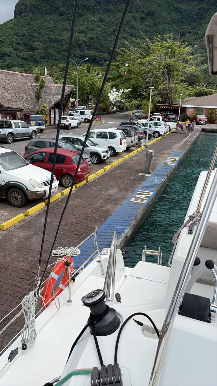 Voyage photo from Mouillage Taurere à Baie Tehou