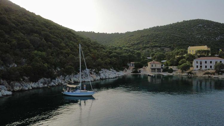 Voyage photo from Kalamos to Port Leone