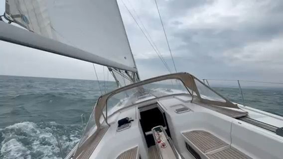 Voyage photo from St Peter Port to Pompey