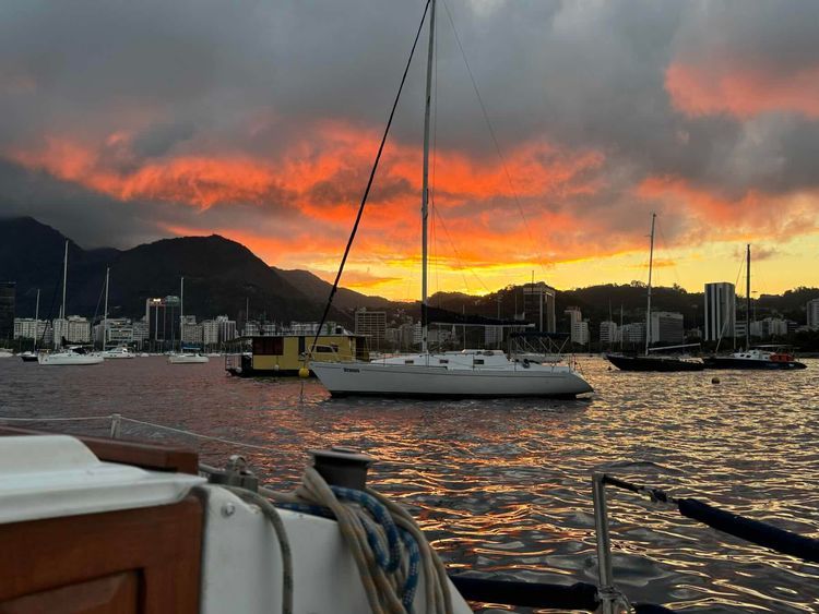 Voyage photo from Fim de tarde…