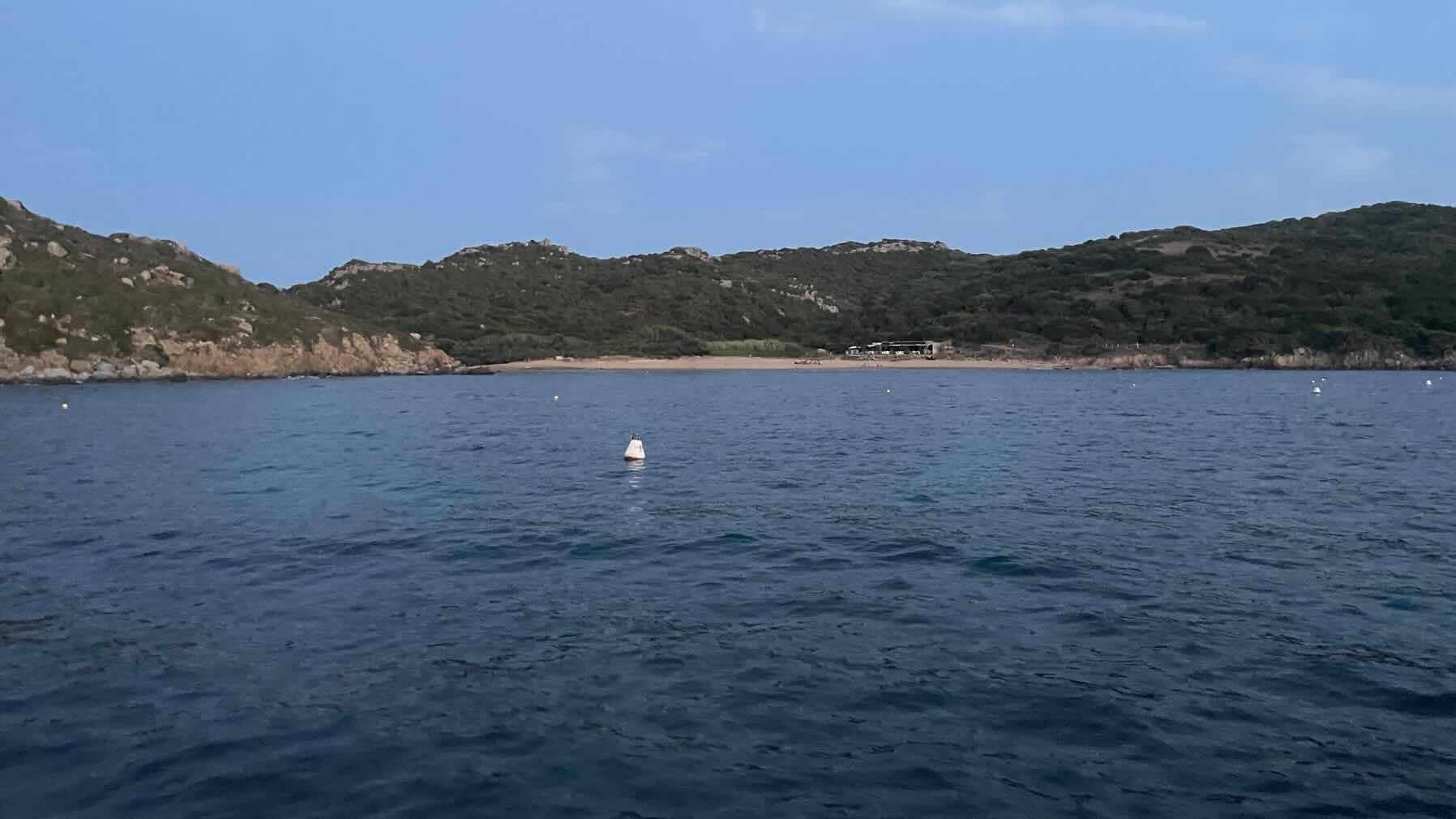 Anse de Porto Quadro_D997E12D-B61F-4806-AF0E-55FE38CBD45E